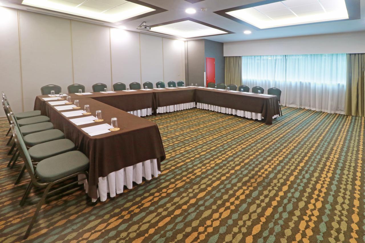 Wyndham Garden Guadalajara Acueducto Hotel Zapopan Luaran gambar