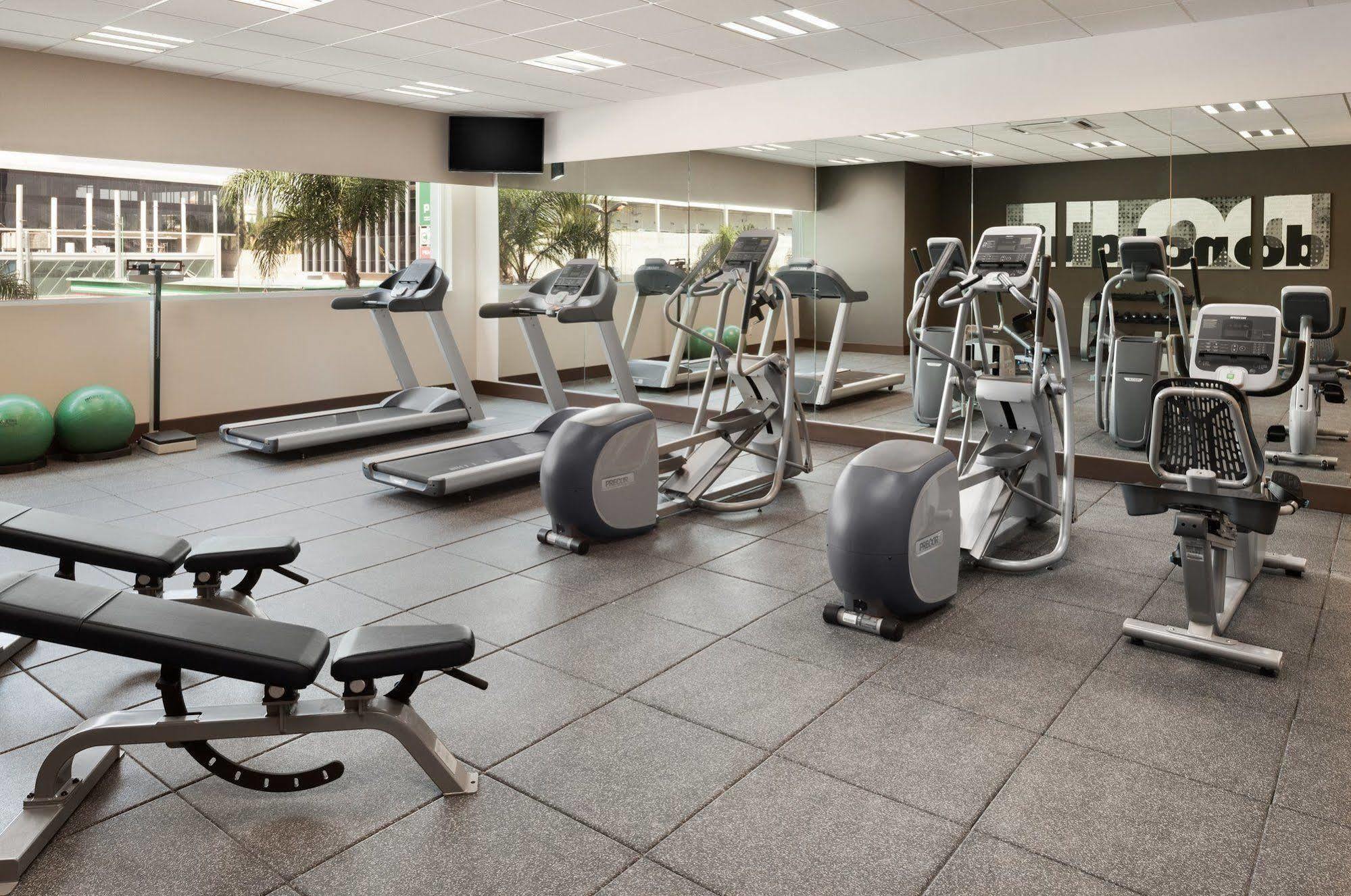 Wyndham Garden Guadalajara Acueducto Hotel Zapopan Luaran gambar